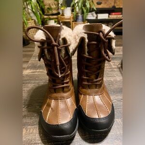 UGG Unisex Kids Butte II CWR 1098890K Worchester Brown Lace Up Snow Boots